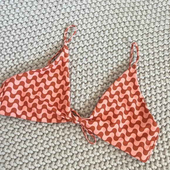 Skatie• ‘Sarah’ Bikini Top in SLATER - Picture 3 of 17